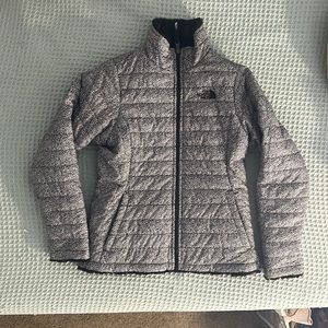 NWOT REVERSIBLE THE NORTH FACE JACKET FUZZY PUFFER
